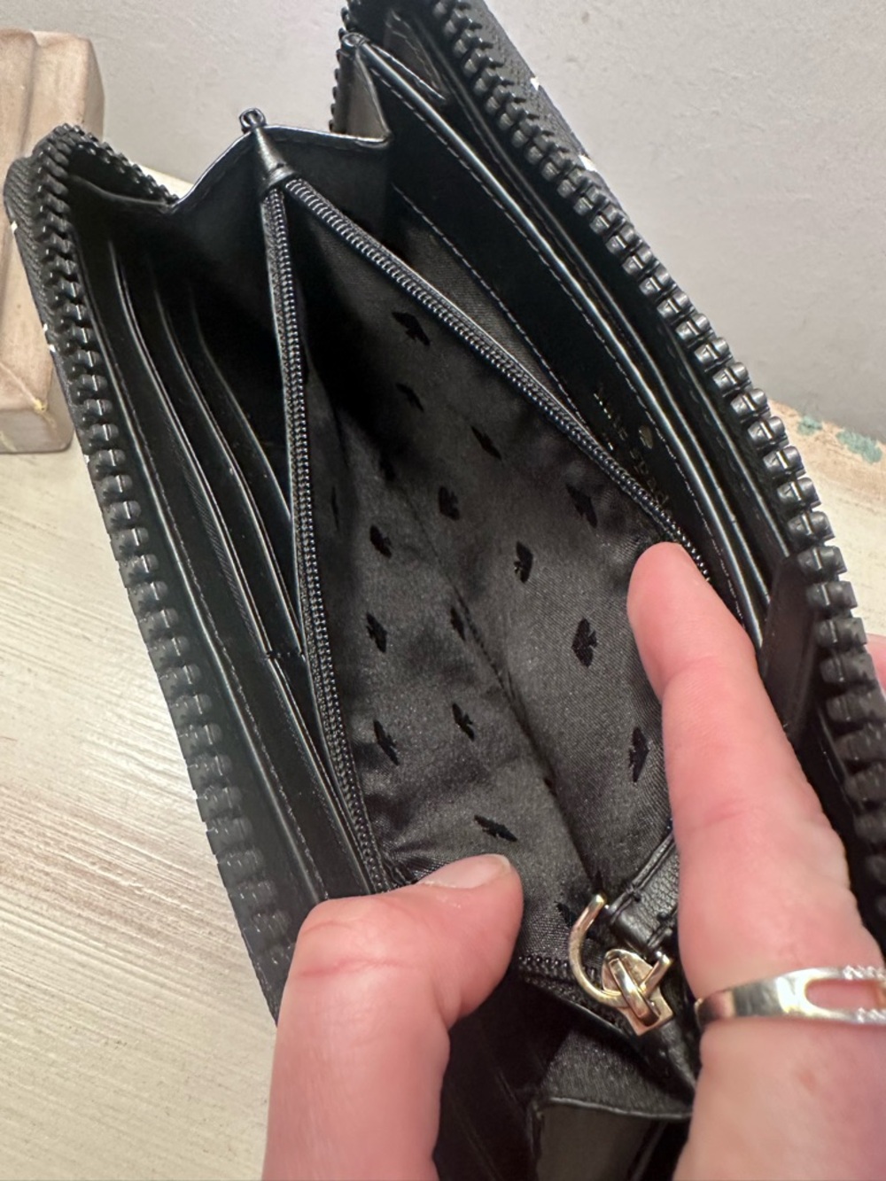 Kate Spade Jae Large Nylon Bow Printed Continental Wallet (Black / White) - Picture 9 of 12